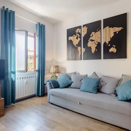 Open The Classic Wooden Shutters At A Cozy City Nest-3